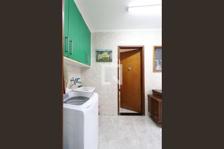 Casa à venda com 275m², 5 quartos e 4 vagasÁrea de serviço