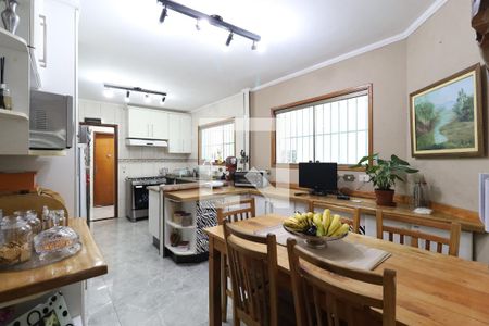 Casa à venda com 275m², 5 quartos e 4 vagasCozinha