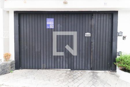 Casa à venda com 275m², 5 quartos e 4 vagasFachada