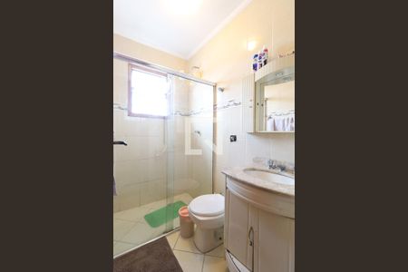 Banheiro Suíte 1 de casa à venda com 5 quartos, 275m² em Vila Isolina Mazzei, São Paulo