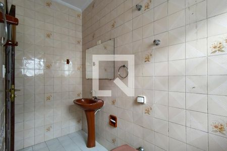 Casa para alugar com 70m², 2 quartos e 2 vagas Casa para alugar com 70m², 2 quartos e 2 vagasBanheiro da Suíte