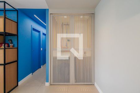 Apartamento à venda com 76m², 2 quartos e 1 vagaÁrea de Serviço