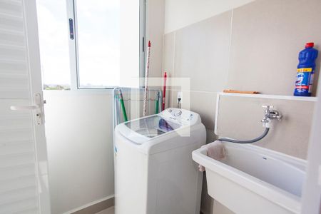 Apartamento para alugar com 60m², 2 quartos e 1 vagaÁrea de Serviço