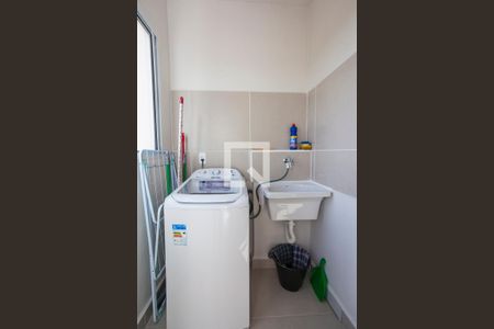 Apartamento para alugar com 60m², 2 quartos e 1 vagaÁrea de Serviço