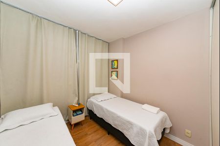 Apartamento à venda com 94m², 3 quartos e 2 vagas Apartamento à venda com 94m², 3 quartos e 2 vagasQuarto 2