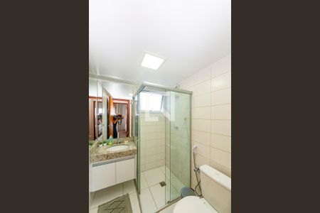 Apartamento à venda com 94m², 3 quartos e 2 vagas Apartamento à venda com 94m², 3 quartos e 2 vagasBanheiro Social