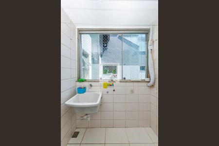 Apartamento à venda com 94m², 3 quartos e 2 vagas Apartamento à venda com 94m², 3 quartos e 2 vagasÁrea de Serviço