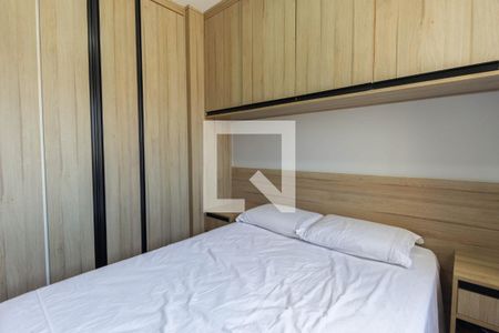 Quarto 1 de apartamento à venda com 2 quartos, 42m² em Vila Carmosina, São Paulo