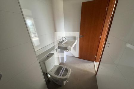 Apartamento para alugar com 75m², 2 quartos e 2 vagas Apartamento para alugar com 75m², 2 quartos e 2 vagasBanheiro