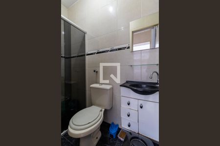 Casa à venda com 120m², 4 quartos e 2 vagas Casa à venda com 120m², 4 quartos e 2 vagasBanheiro de Serviço