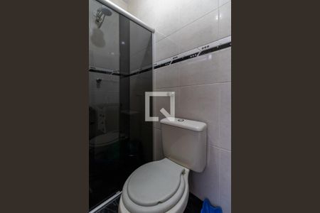 Casa à venda com 120m², 4 quartos e 2 vagas Casa à venda com 120m², 4 quartos e 2 vagasBanheiro de Serviço