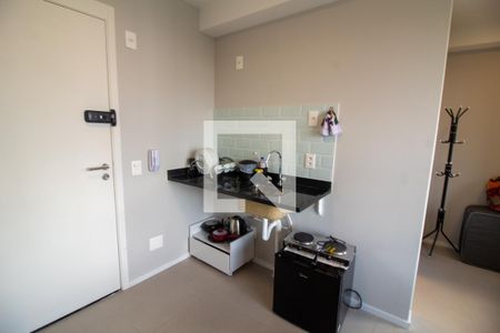 Cozinha de kitnet/studio à venda com 1 quarto, 23m² em Campo Belo, São Paulo