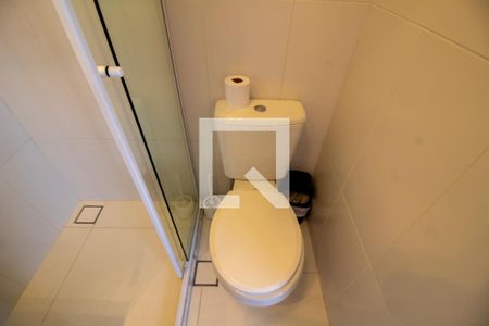 Banheiro de kitnet/studio à venda com 1 quarto, 23m² em Campo Belo, São Paulo