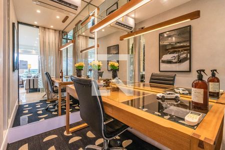 Apartamento à venda com 70m², 2 quartos e 1 vagaEscritório