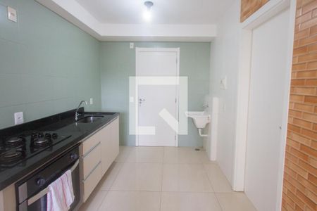Cozinha de apartamento para alugar com 1 quarto, 24m² em Parque Maria Helena, São Paulo