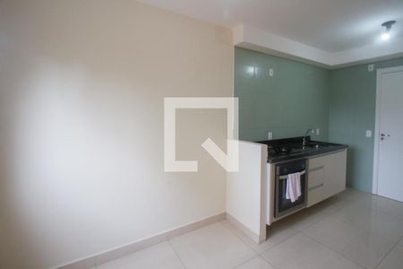 Sala de apartamento para alugar com 1 quarto, 24m² em Parque Maria Helena, São Paulo