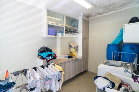 Casa para alugar com 172m², 3 quartos e 2 vagas Casa para alugar com 172m², 3 quartos e 2 vagasÁrea de Serviço