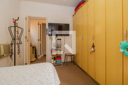 Casa à venda com 184m², 5 quartos e 4 vagas Casa à venda com 184m², 5 quartos e 4 vagasQuarto 3