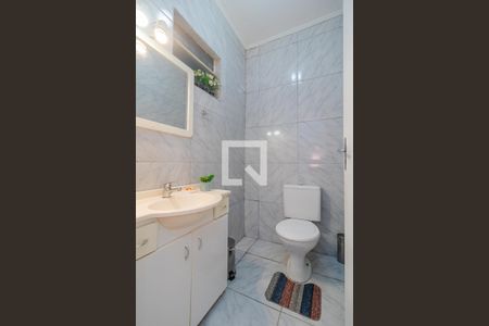 Casa à venda com 184m², 5 quartos e 4 vagas Casa à venda com 184m², 5 quartos e 4 vagasLavabo