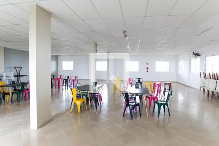 Apartamento para alugar com 48m², 2 quartos e 1 vagaÁrea comum - Salão de festas