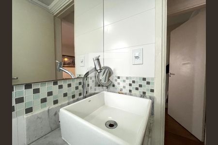 Apartamento à venda com 63m², 2 quartos e 1 vagaBanheiro