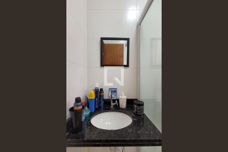 Apartamento à venda com 90m², 2 quartos e 1 vaga Apartamento à venda com 90m², 2 quartos e 1 vagaBanheiro