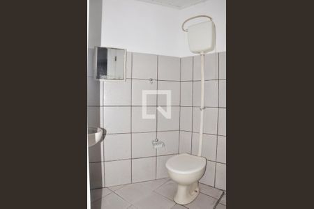 Banheiro Social de casa para alugar com 1 quarto, 44m² em Vila Cavaton, São Paulo