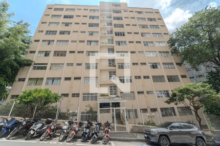 Apartamento para alugar com 37m², 1 quarto e sem vaga Apartamento para alugar com 37m², 1 quarto e sem vagaFachada