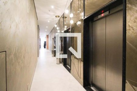 Studio para alugar com 29m², 1 quarto e sem vaga Studio para alugar com 29m², 1 quarto e sem vagaHall social