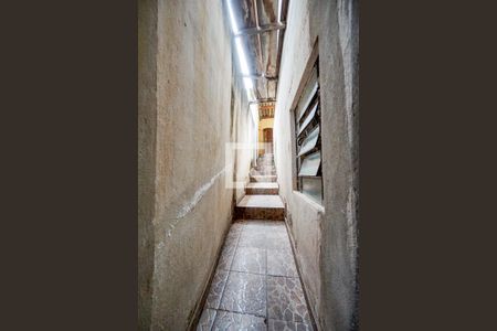 Casa à venda com 250m², 3 quartos e 2 vagas Casa à venda com 250m², 3 quartos e 2 vagasEscada do terraço