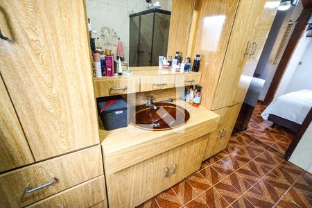 Casa à venda com 250m², 3 quartos e 2 vagas Casa à venda com 250m², 3 quartos e 2 vagasBanheiro da suíte 02