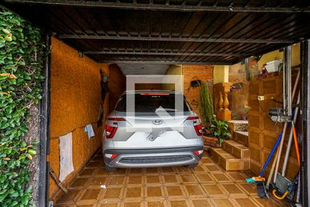 Casa à venda com 250m², 3 quartos e 2 vagas Casa à venda com 250m², 3 quartos e 2 vagasGaragem