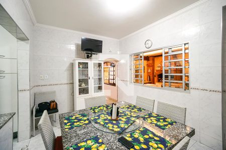 Casa à venda com 250m², 3 quartos e 2 vagas Casa à venda com 250m², 3 quartos e 2 vagasCopa