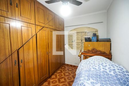 Casa à venda com 250m², 3 quartos e 2 vagas Casa à venda com 250m², 3 quartos e 2 vagasQuarto 01