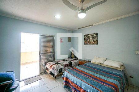 Casa à venda com 250m², 3 quartos e 2 vagas Casa à venda com 250m², 3 quartos e 2 vagasSuíte 01