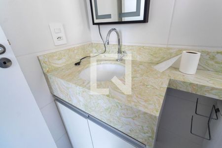 Apartamento para alugar com 32m², 1 quarto e sem vaga Apartamento para alugar com 32m², 1 quarto e sem vagaBanheiro da Suíte