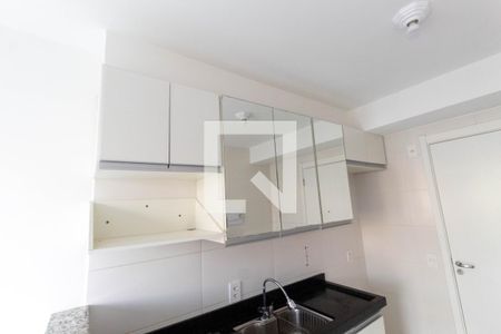 Apartamento para alugar com 32m², 1 quarto e sem vaga Apartamento para alugar com 32m², 1 quarto e sem vagaCozinha - Armários