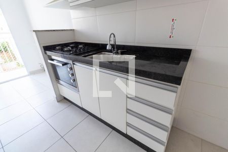 Apartamento para alugar com 32m², 1 quarto e sem vaga Apartamento para alugar com 32m², 1 quarto e sem vagaCozinha - Armários