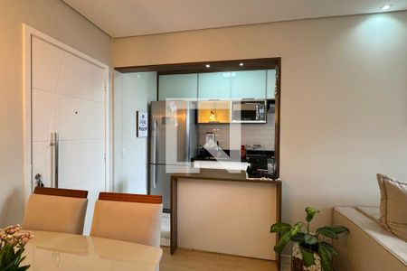 Cozinha de apartamento para alugar com 2 quartos, 54m² em Jardim Belval, Barueri