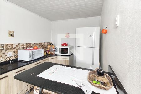 Casa para alugar com 96m², 2 quartos e 1 vaga Casa para alugar com 96m², 2 quartos e 1 vagaCozinha