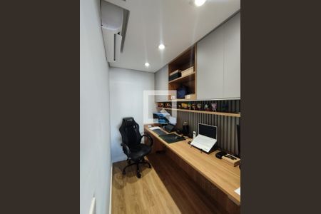 Apartamento à venda com 119m², 3 quartos e 2 vagasEscritório