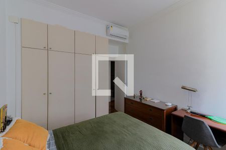 Apartamento à venda com 202m², 4 quartos e 1 vagaQuarto 2
