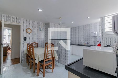 Apartamento à venda com 202m², 4 quartos e 1 vagaCozinha