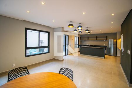 Apartamento para alugar com 28m², 1 quarto e sem vaga Apartamento para alugar com 28m², 1 quarto e sem vagaÁrea comum - Salão de festas