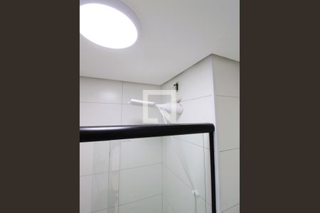 Banheiro de apartamento para alugar com 1 quarto, 25m² em Tucuruvi, São Paulo
