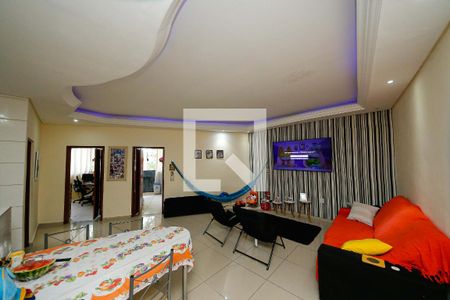 Sala de casa para alugar com 2 quartos, 180m² em Jardim Tiete, São Paulo