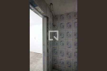 Banheiro Social de casa para alugar com 1 quarto, 42m² em Jardim Palermo, São Bernardo do Campo