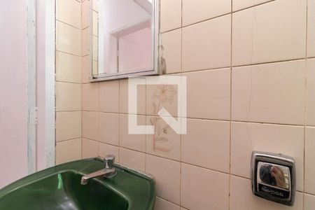 Casa à venda com 140m², 3 quartos e 2 vagasBanheiro 1