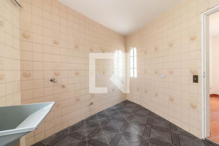 Casa à venda com 140m², 3 quartos e 2 vagasÁrea de Serviço