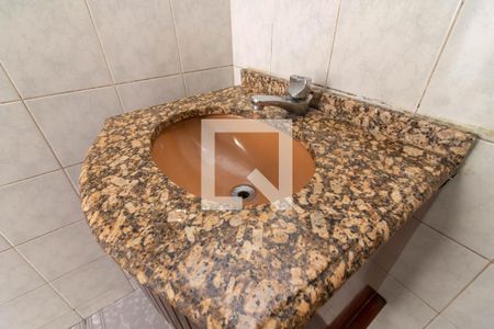 Casa à venda com 140m², 3 quartos e 2 vagasBanheiro 2